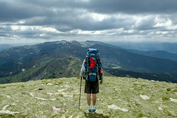 Location de voiture 9 places : partez à l'aventure en groupe !